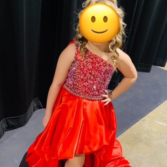 Ava Presley Fun Fashion - Picture 3 of 6